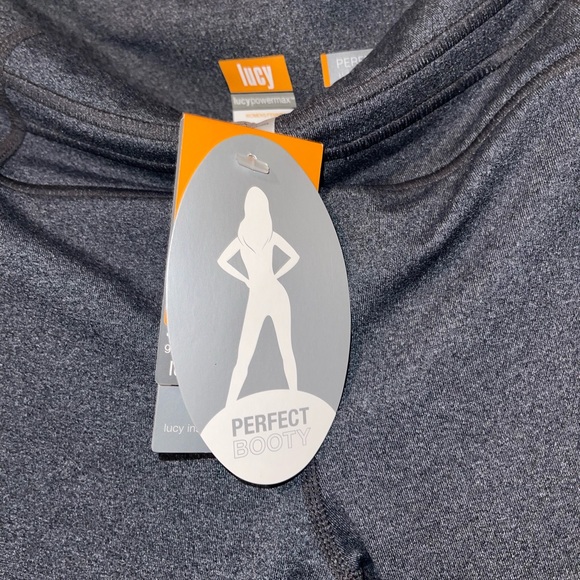 Lucy Perfect Booty Capri Leggings - Picture 5 of 7